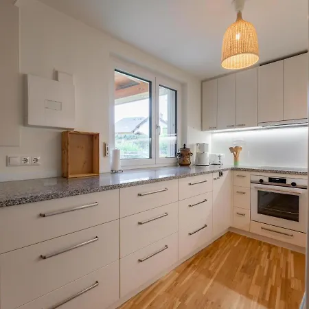 Apartament Lungau 0-6 *