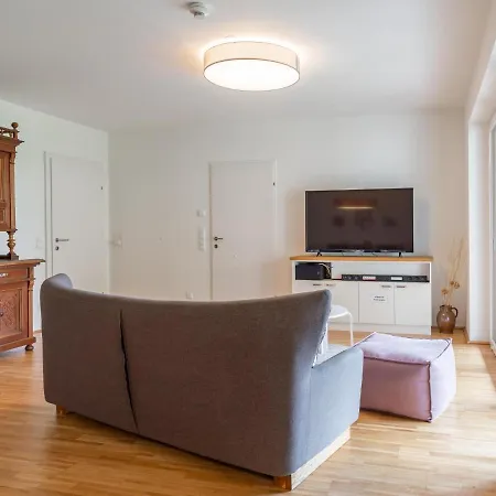 Lejlighed Lungau 0-6 *