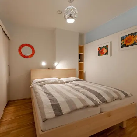 Lungau 0-6 Apartament *